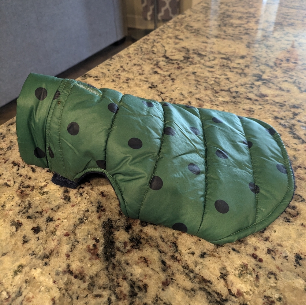 Top Paw Dog Puffer Vest Green & Blue w/ Polka Dots size XS Great Condition